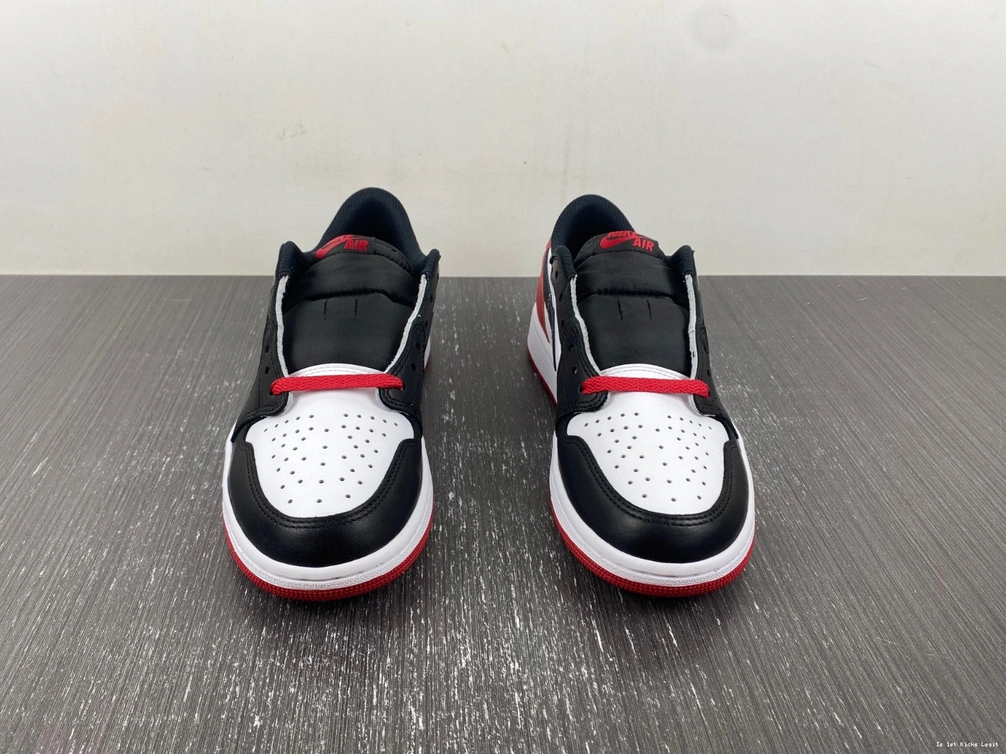 OG Black - Low 1 CZ0790-106 Toe Jordan Retro 0226
